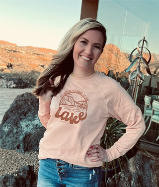 It's better to wake at Lake Powell french terry sweatshirt National park collection Independent Trading French Terry raglan 